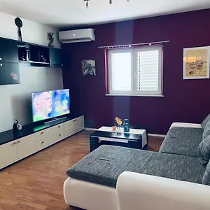 Gule Apartament